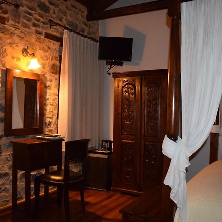 Hotel Eos - Authentic Experience Skíti Zewnętrze zdjęcie