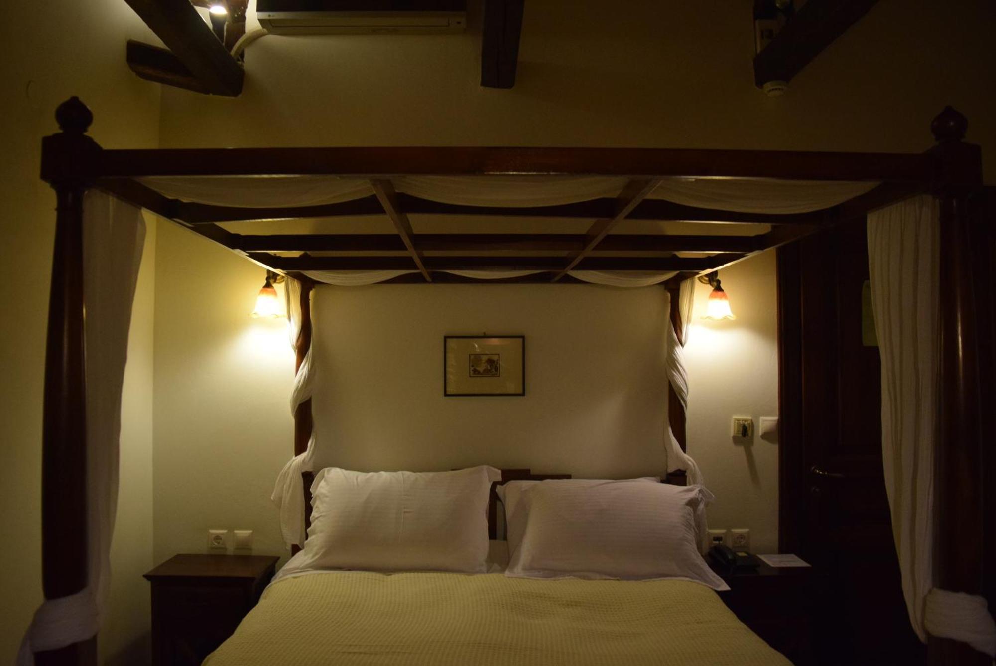 Hotel Eos - Authentic Experience Skíti Zewnętrze zdjęcie