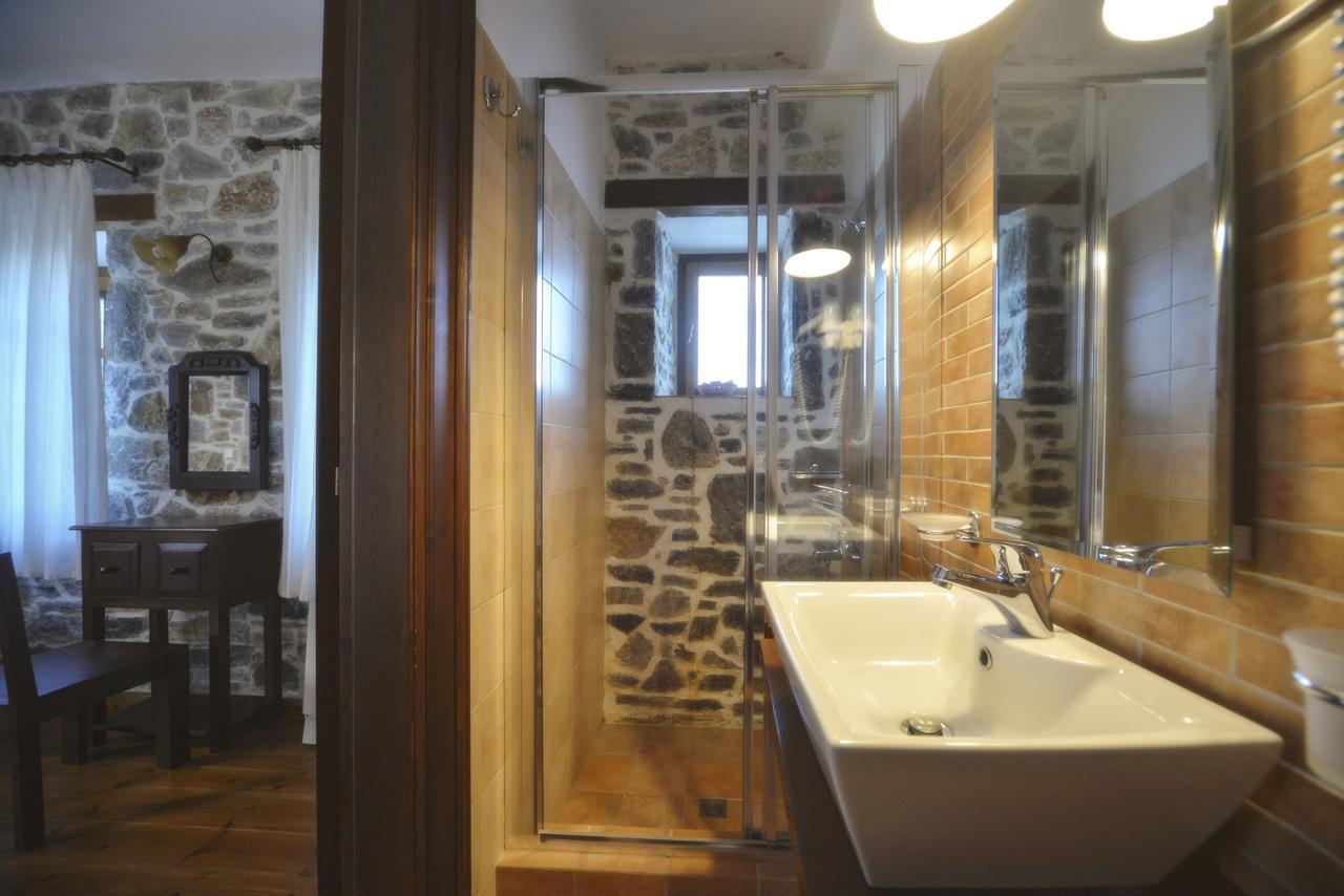 Hotel Eos - Authentic Experience Skíti Zewnętrze zdjęcie